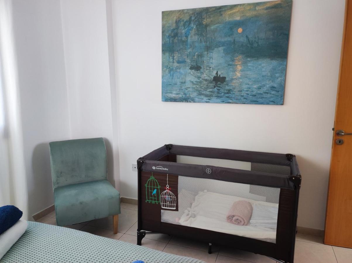 Marina Gardens Apartment Пафос Екстериор снимка