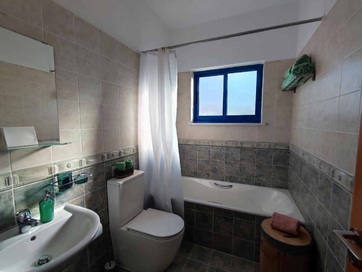 Marina Gardens Apartment Пафос Екстериор снимка