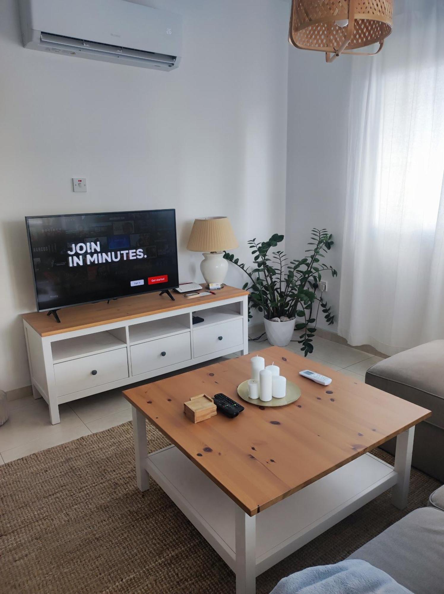Marina Gardens Apartment Пафос Екстериор снимка