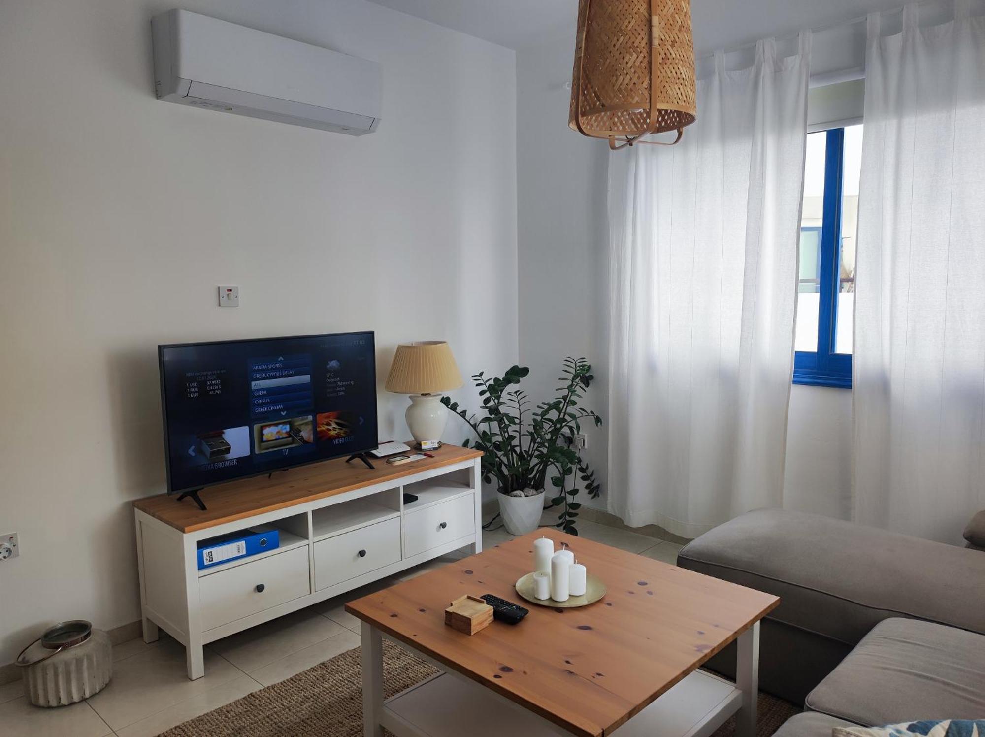 Marina Gardens Apartment Пафос Екстериор снимка